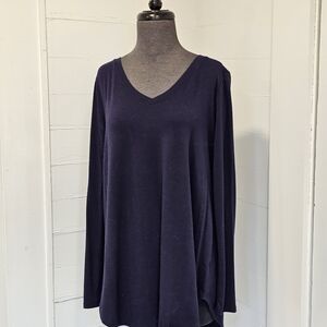 Elegant Navy V-Neck Women's Top